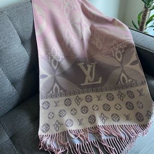 Louis Vuitton Scarf